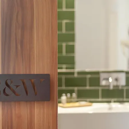 Cheese & Wine بيت ضيافة 4*