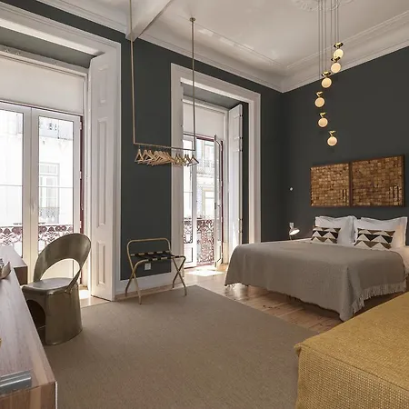 Lisbon Cheese & Wine Suites Guest house