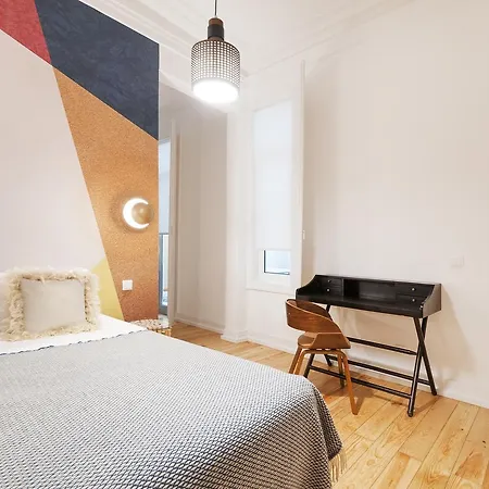 Lisbon Cheese & Wine Suites 4*