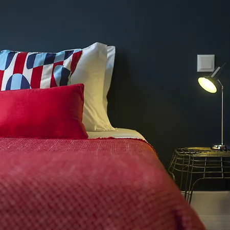 Lisbon Cheese & Wine Suites 4*